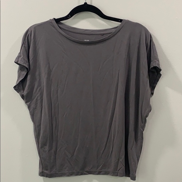 Uniqlo Tops - Uniqlo Women’s Gray Short Sleeve Top Size S